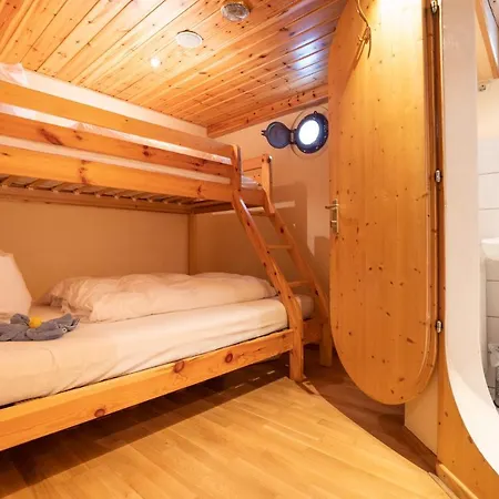 Bådhotel Kuestenmotorschiff Aventura Bremen