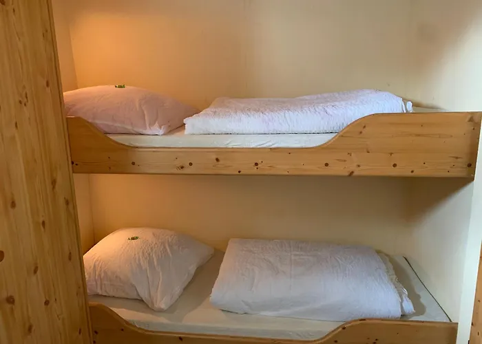 Kuestenmotorschiff Aventura * Βρέμη